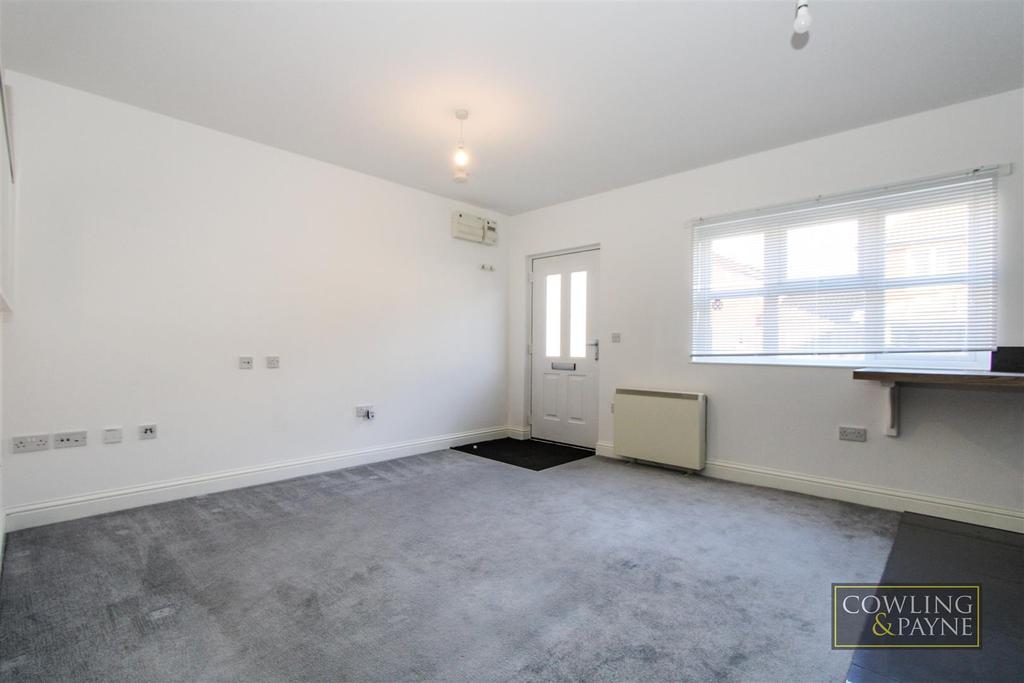 Bakers Court, Hodgson Way, Wickford 1 bed apartment £200,000