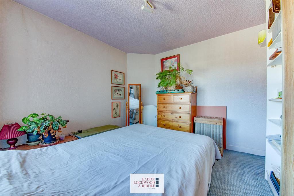 Bedroom 2.1.jpg