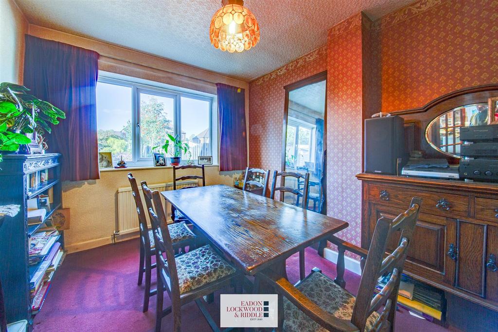 Dining room 1.3.jpg