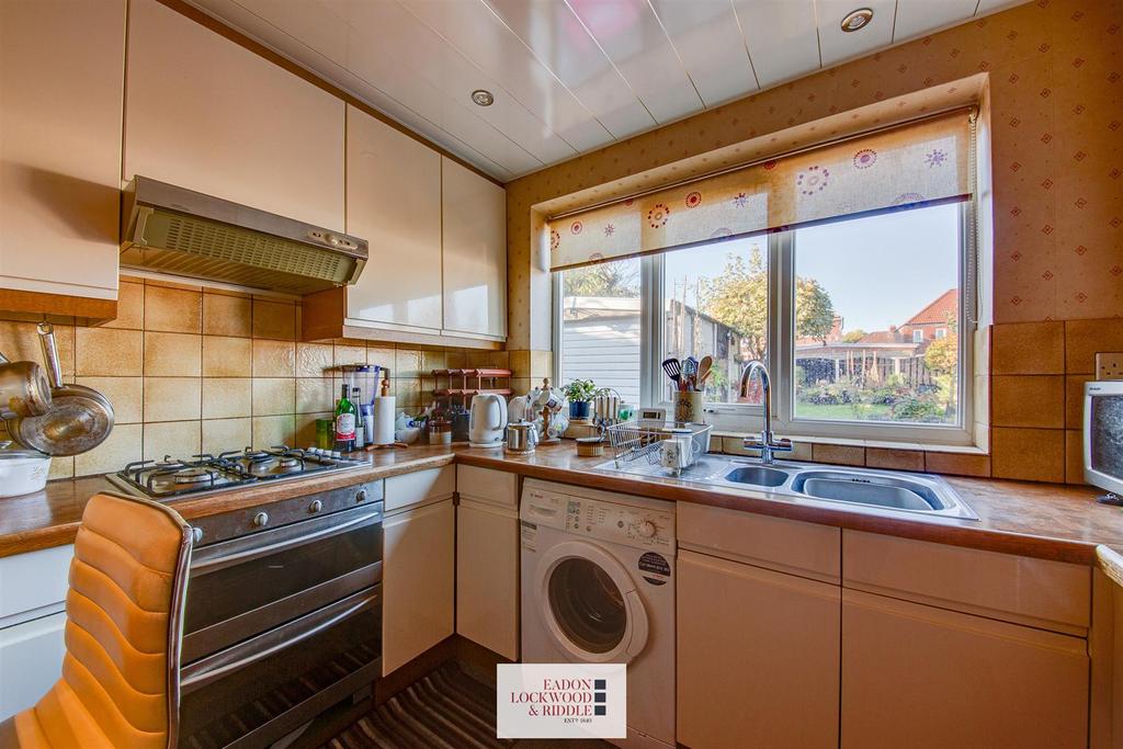 Kitchen 1.3.jpg