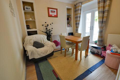 24 Gors Road, Burry Port, SA16 0EL