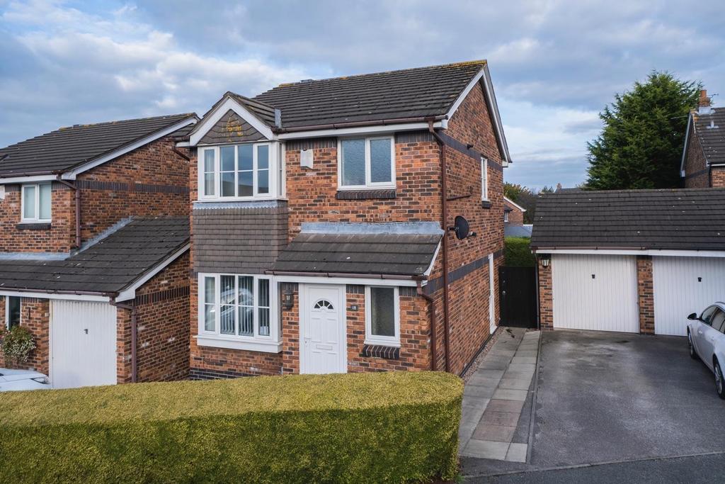 The Ridgeway, Tarvin 3 bed detached house for sale £325,000