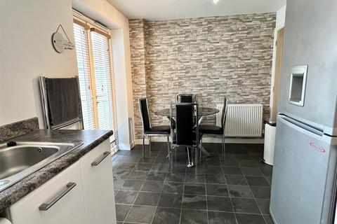 27 Bow Bridge Close, Market Weighton, York, YO43 3FH