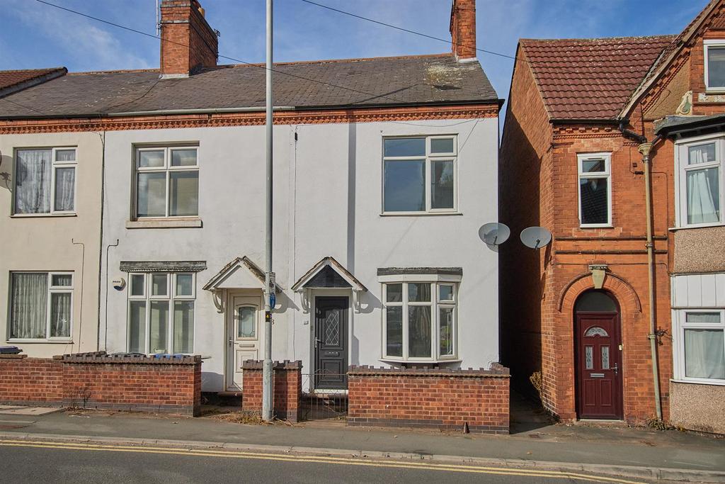 Hinckley Road, Earl Shilton 2 bed end of terrace house for sale £190,000
