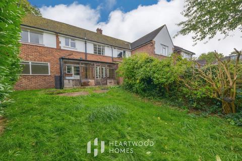 7 Downes Road, St Albans, AL4 9NS