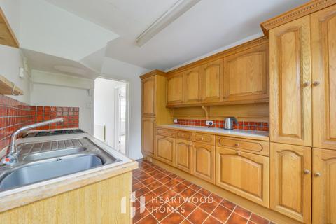 7 Downes Road, St Albans, AL4 9NS