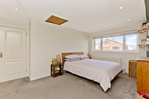 6 Corunna Terrace, Penicuik, EH26 0LQ