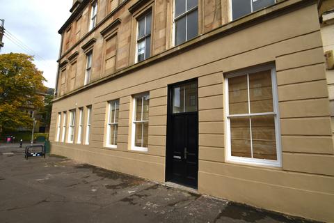 3 bedroom flat for sale - Langside Road, Queens Park, Glasgow, G42