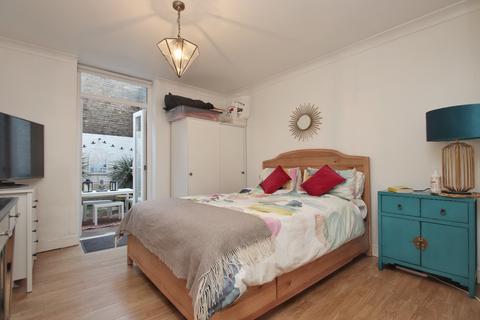1 bedroom apartment to rent, Belmont Road, Ramsgate