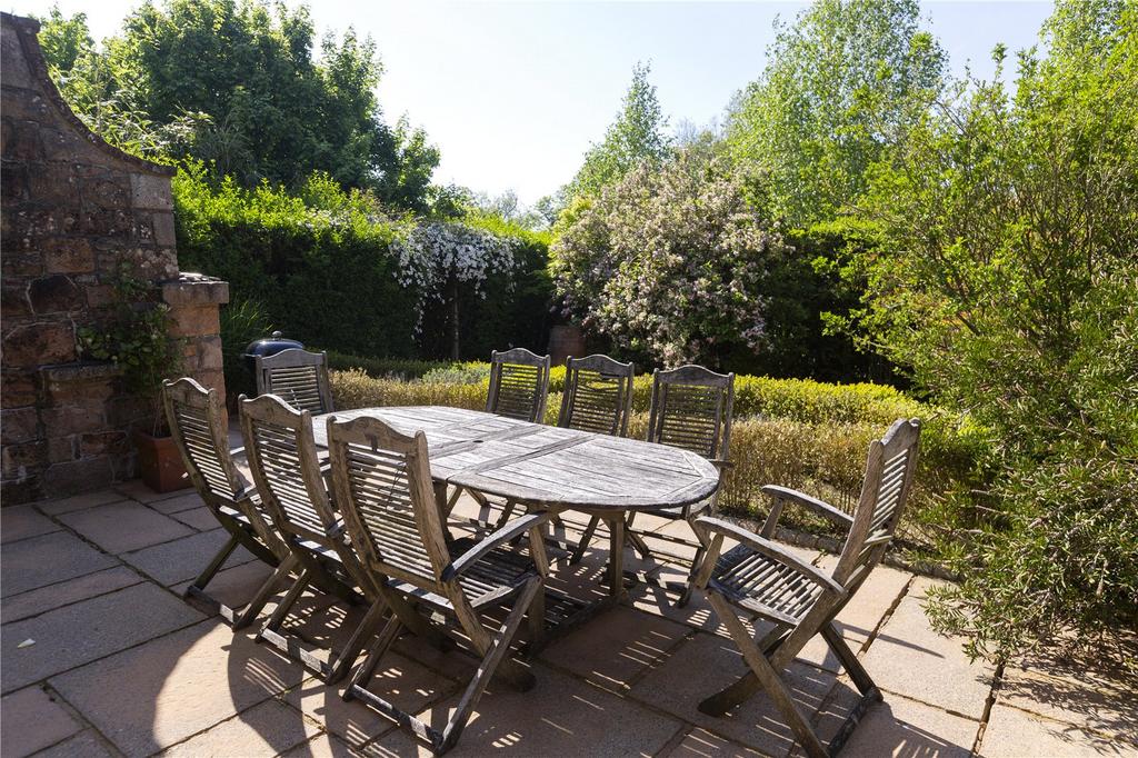 Alfresco Seating