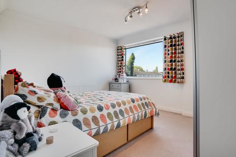 2 bedroom flat for sale - Lingholme Close, Cambridge, CB4