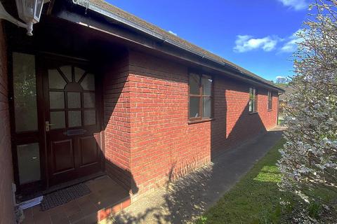 15 Caefelyn, Norton, Presteigne, LD8 2UB
