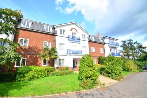 3 bedroom apartment for sale - The Larches, East Grinstead, West Sussex, RH19
