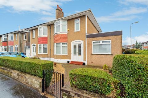 101 Hillview Drive, Clarkston, Glasgow, G76 7JH