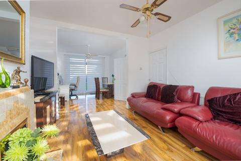 8 Mascalls Lane, Brentwood, CM14 5LR