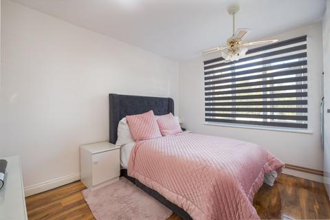8 Mascalls Lane, Brentwood, CM14 5LR