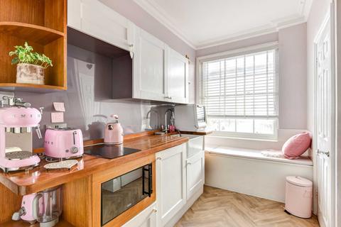 1 bedroom flat to rent, Brunswick Terrace, Hove