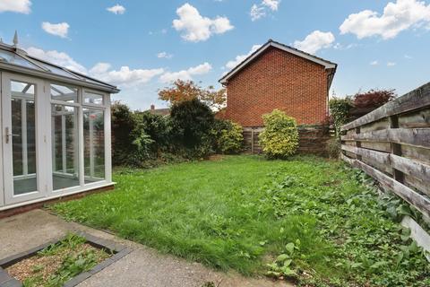 10 Cherry Close, Linton, Cambridge, CB21 4UE
