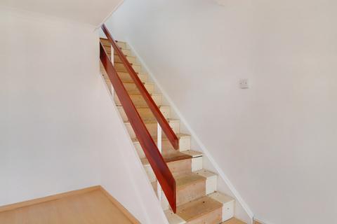 10 Cherry Close, Linton, Cambridge, CB21 4UE