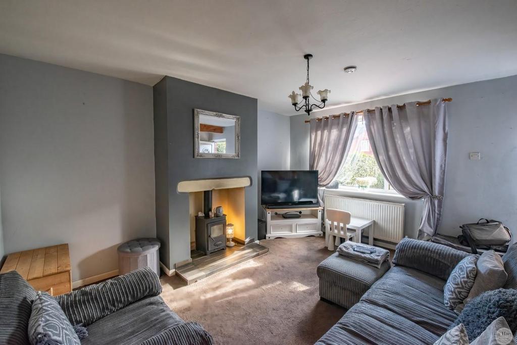 Nest Estate, Mytholmroyd, Hebden Bridge 2 bed townhouse £150,000