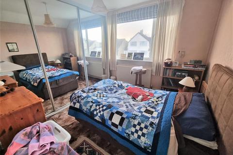16 East Road, Feltham, TW14 8DQ