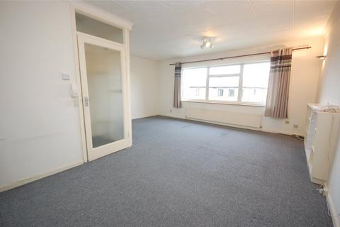 6 Temple Close, London, N3 3SB