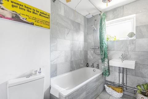 94 Cossall Walk, London, SE15 2TN