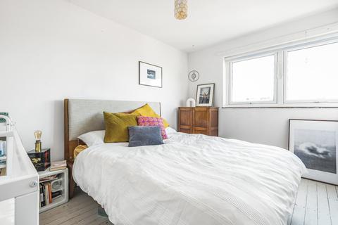 94 Cossall Walk, London, SE15 2TN