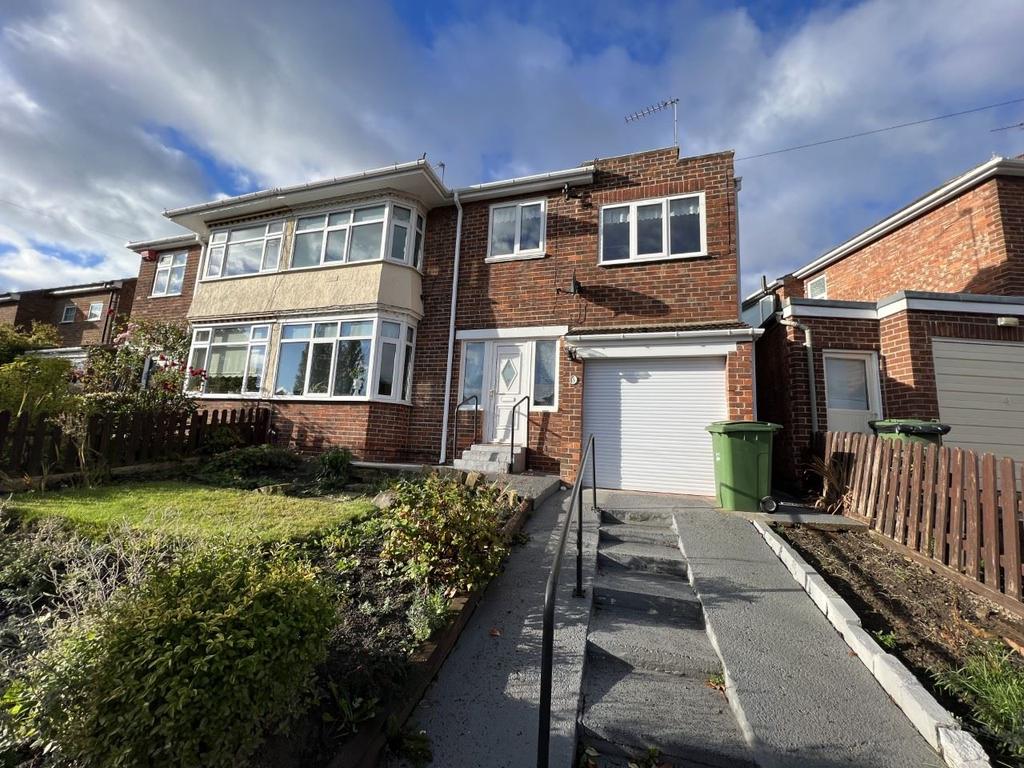 Loweswater Crescent, Grangefield... 4 bed semidetached house £180,000