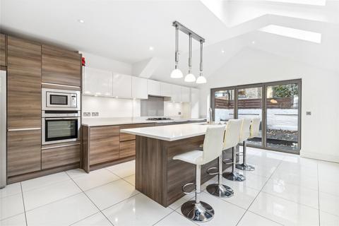 5 bedroom terraced house for sale - Warbeck Road, London, W12