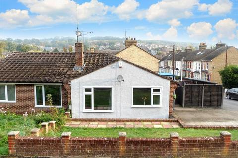 9 Woodhurst Close, Cuxton, Rochester, ME2 1LU
