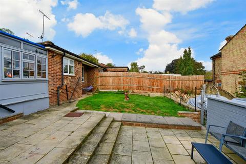 9 Woodhurst Close, Cuxton, Rochester, ME2 1LU