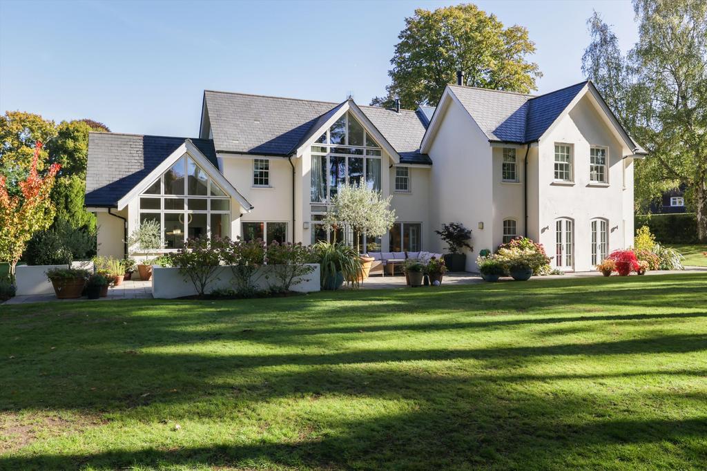 Goldrings Road, Oxshott, Leatherhead... 6 bed detached house £3,650,000