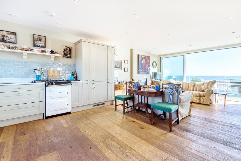 Kitchen/Sitting