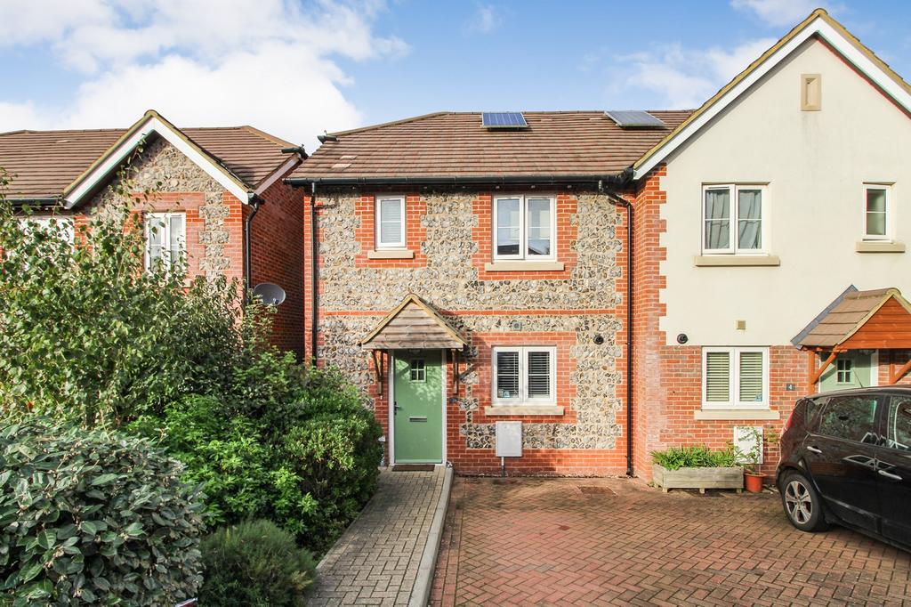 Mousdell Close, Ashington, Pulborough, West Sussex. RH20 3GS 3 bed semidetached house for sale