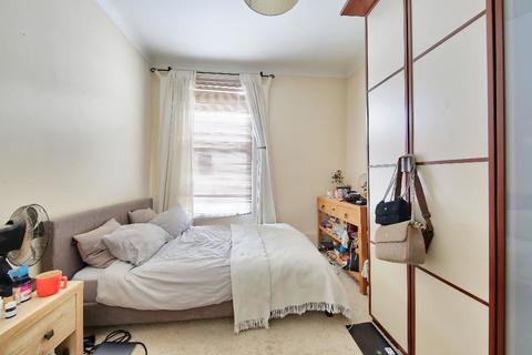 2 bedroom flat for sale - 51 Trinity Road, London, London, SW17 7SD