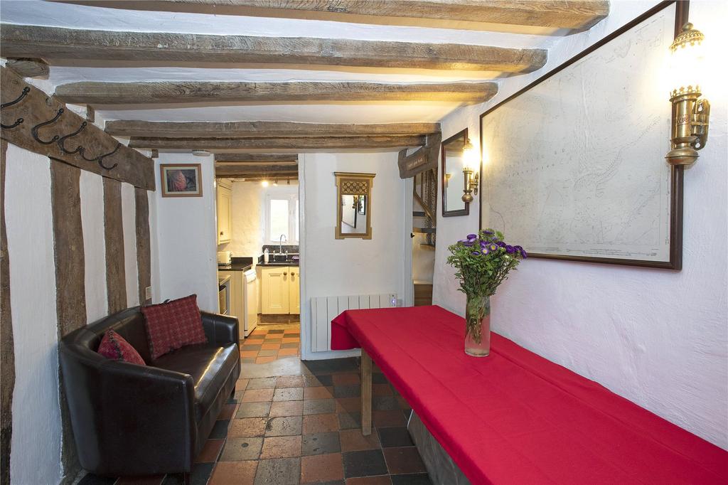 Cae Canol Farmhouse