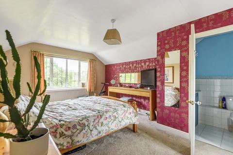 18 Alexandra Crescent, Bromley, BR1 4EU
