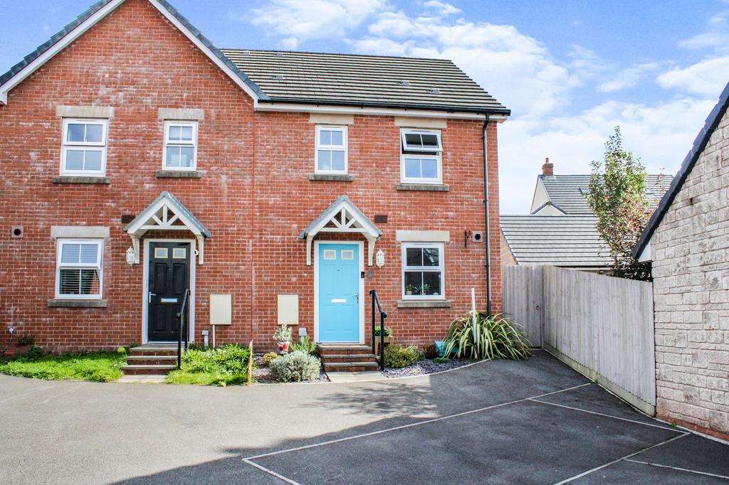 Gerddi'r Briallu, Coity, Bridgend County. CF35 6FR 3 bed end of terrace