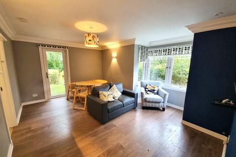2 bedroom flat to rent, Thorngrove Place, West End, Aberdeen, AB15