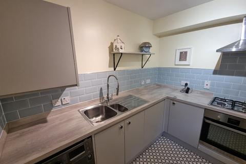 2 bedroom flat to rent, Thorngrove Place, West End, Aberdeen, AB15
