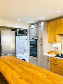3 bedroom apartment to rent, Stanway Court, Geffrye Estate, London, N1