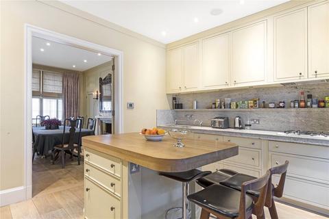 5 bedroom terraced house for sale, Lyall Mews, Belgravia, London, SW1X