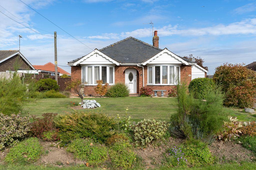 Austendyke Road, Weston Hills, Spalding PE12 6BX 2 bed detached