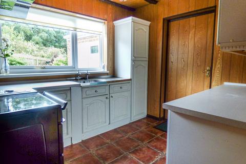 16 Deepdale Close, Whickham, Newcastle Upon Tyne, NE16 5SN