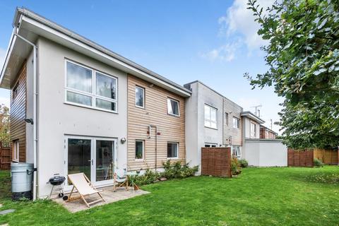 6 Burcham Close, Hampton, TW12 2EP