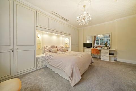 6 Henson Avenue, London, NW2 4AR