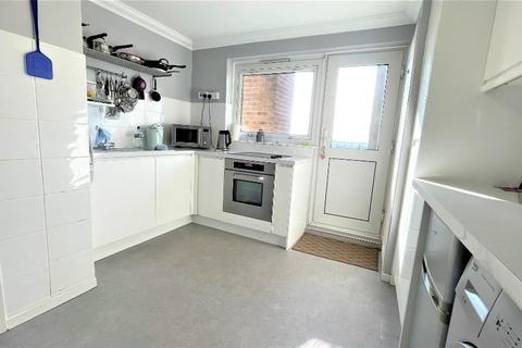 46 Victor Court, Hornchurch, RM12 4XF
