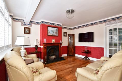 19 Radnor Avenue, Welling, DA16 2BZ