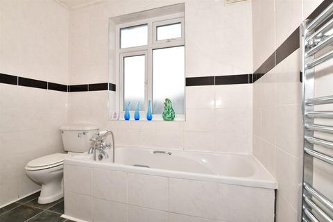 19 Radnor Avenue, Welling, DA16 2BZ